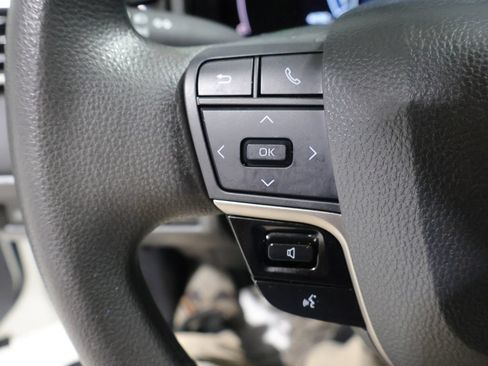 Used 2025 Toyota Camry LE FWD image 33
