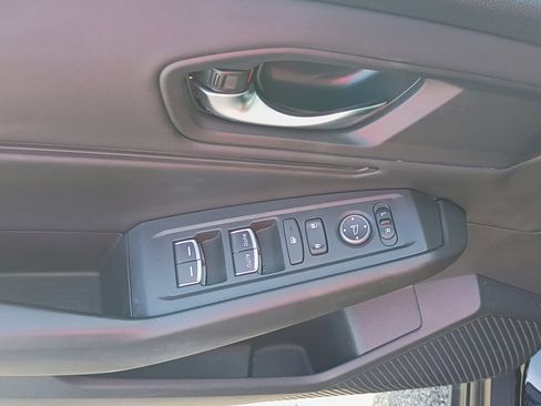 Certified 2023 Honda Accord EX image 16
