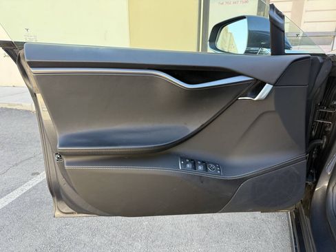 Used 2018 Tesla Model S 75D AWD/4WD image 19