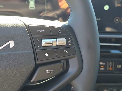 New 2026 Kia Sportage SX AWD/4WD image 32