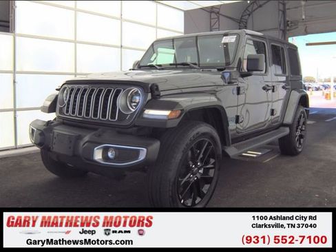 Used 2025 Jeep Wrangler Unlimited Sahara AWD/4WD image 1