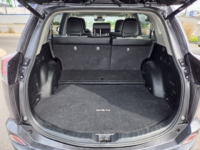 Used 2017 Toyota RAV4 Limited w/ Carpet Mat Package AWD/4WD image 38