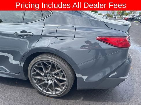 Used 2025 Toyota Camry SE w/ Convenience Package FWD image 6