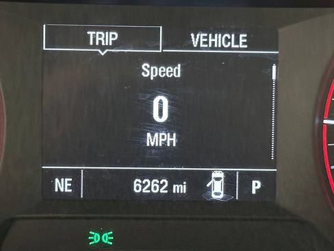 Used 2024 Chevrolet Trax RS w/ Driver Confidence Package FWD image 6