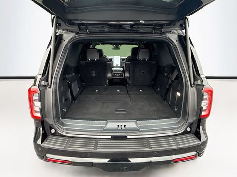 Used 2024 Ford Expedition Limited AWD/4WD image 30