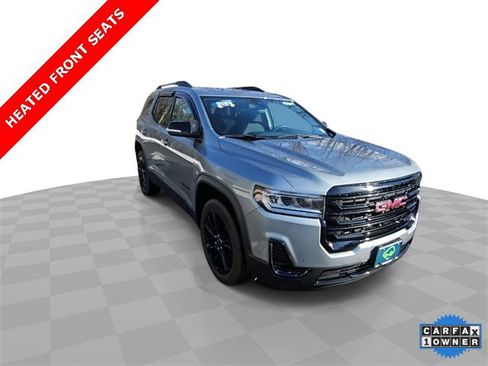Used 2023 GMC Acadia SLE w/ Driver Convenience Package image 2