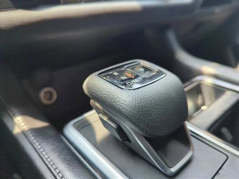 Used 2022 Nissan Pathfinder SV FWD image 12