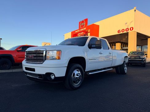 Used 2013 GMC Sierra 3500 Denali image 33