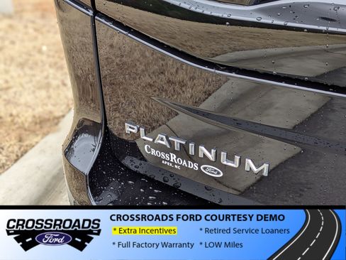 New 2025 Ford Expedition Max Platinum w/ Platinum Ultimate Package image 32