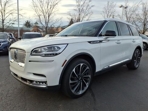 Used 2020 Lincoln Aviator Reserve w/ Equipment Group 202A image 3