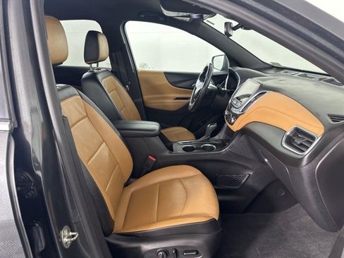 Used 2018 Chevrolet Equinox Premier image 14