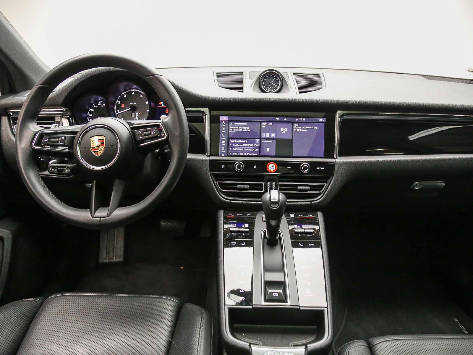 Certified 2025 Porsche Macan S AWD/4WD image 16