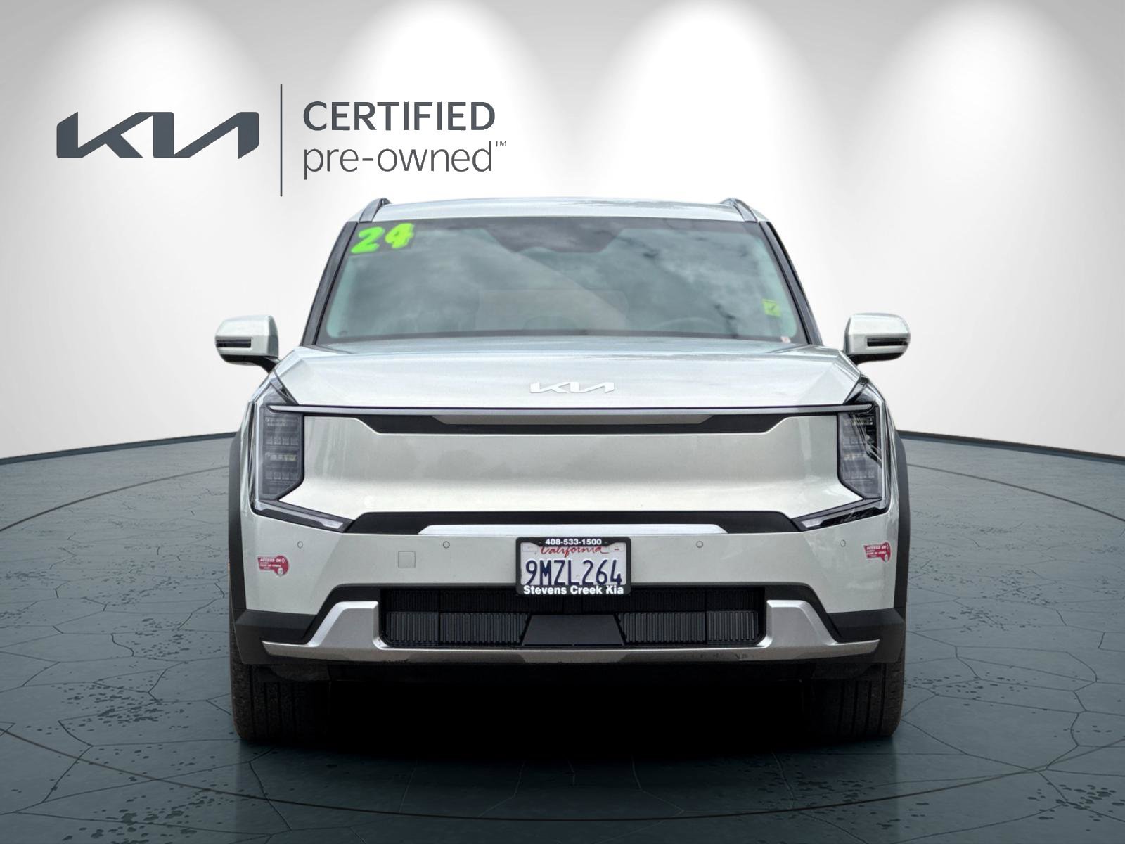 Certified 2024 Kia EV9 Wind AWD/4WD image 9
