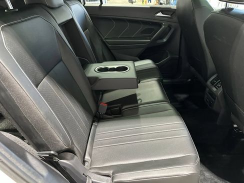 Used 2022 Volkswagen Tiguan SE R-Line AWD/4WD image 20