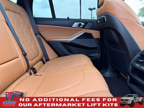 Used 2024 BMW X5 sDrive40i w/ M Sport Package RWD image 28