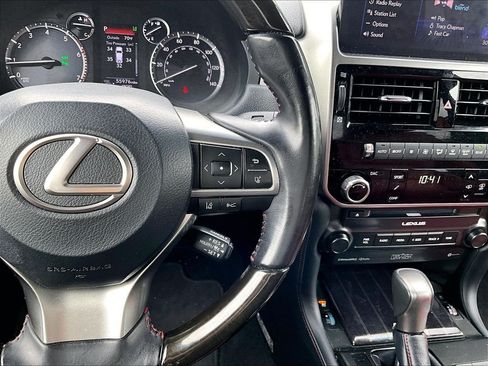 Used 2023 Lexus GX 460 Luxury w/ Sport Design Package AWD/4WD image 23