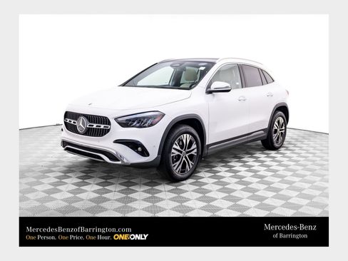 New 2026 Mercedes-Benz GLA 250 4MATIC image 1