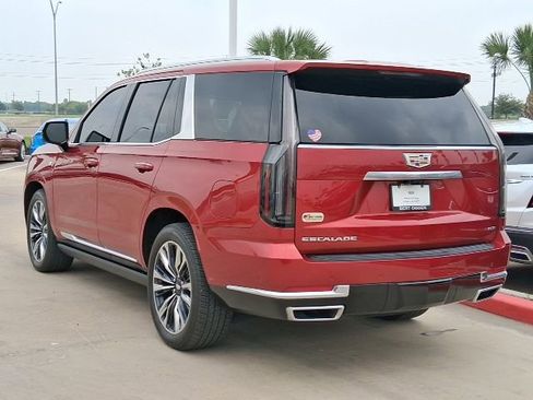 Used 2025 Cadillac Escalade Premium Luxury w/ Touring Package RWD image 4