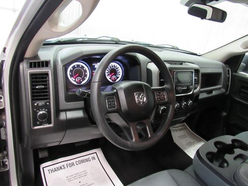 Used 2018 RAM 1500 ST w/ SXT Appearance Group AWD/4WD image 26