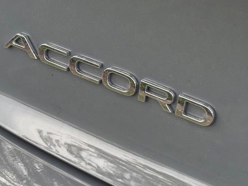 Used 2025 Honda Accord SE image 11