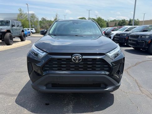 Used 2024 Toyota RAV4 XLE AWD/4WD image 8