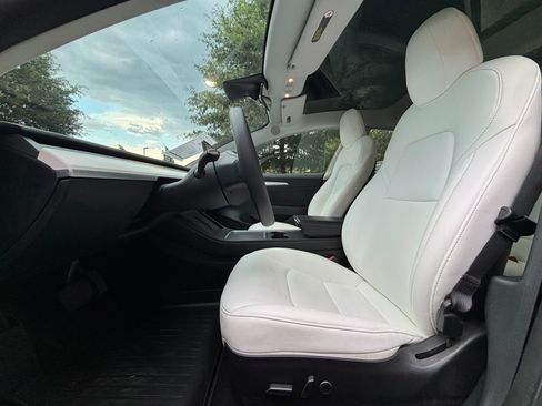 Used 2022 Tesla Model 3 Long Range AWD/4WD image 17
