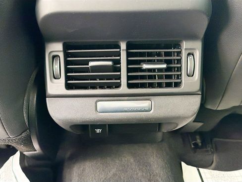 Used 2020 Land Rover Range Rover Evoque SE image 20