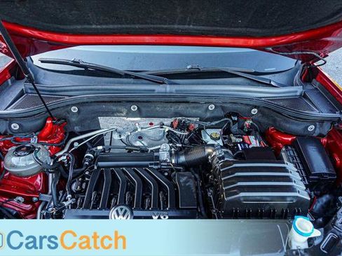 Used 2020 Volkswagen Atlas Cross Sport SE w/ Towing Package image 41