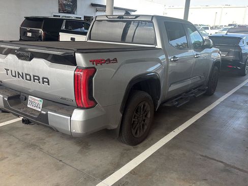 Used 2026 Toyota Tundra Platinum w/ TRD Off-Road Package AWD/4WD image 32