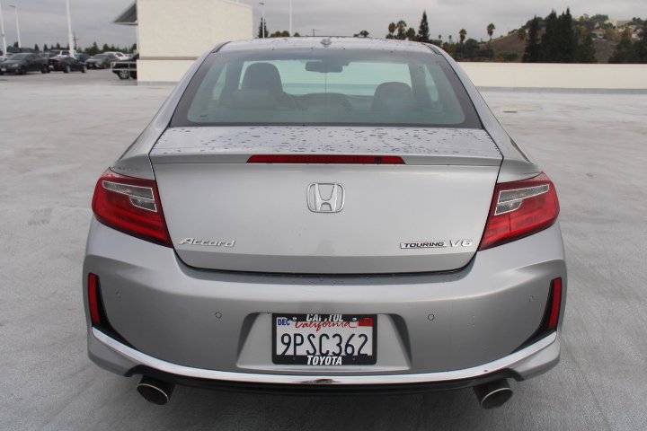Used 2016 Honda Accord Touring image 4