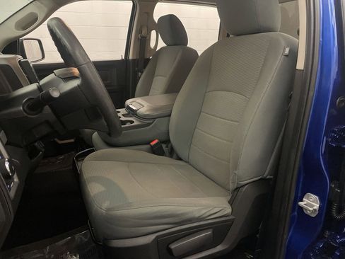 Used 2018 RAM 1500 Express image 12