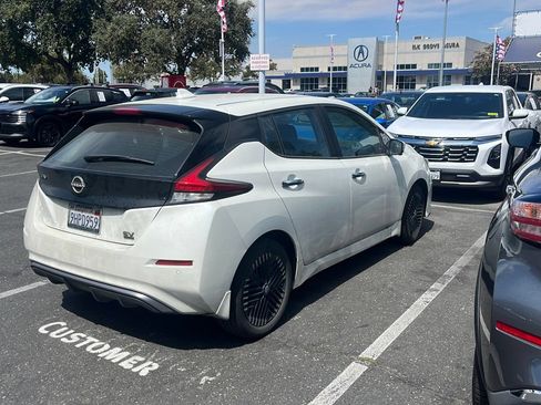 Used 2023 Nissan Leaf SV Plus FWD image 2