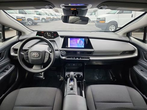 Used 2024 Toyota Prius LE image 33