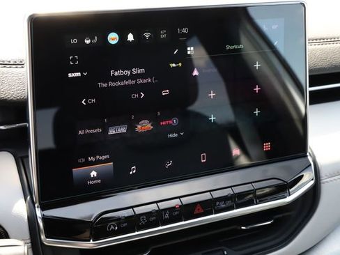 Used 2025 Jeep Compass Limited image 29