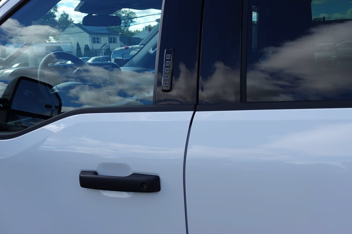 Used 2024 Ford F350 XLT w/ FX4 Off-Road Package AWD/4WD image 14