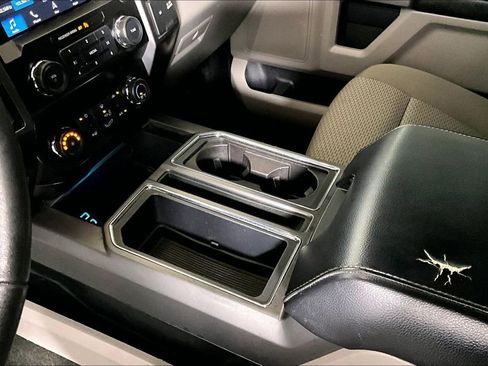 Used 2019 Ford F150 XLT w/ Equipment Group 302A Luxury image 13