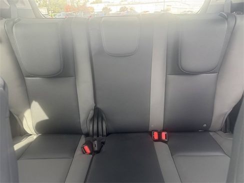 Used 2022 Subaru Ascent Onyx Edition image 18