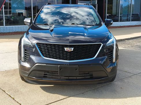 Used 2023 Cadillac XT4 Sport w/ Sun And Sound Package AWD/4WD image 2
