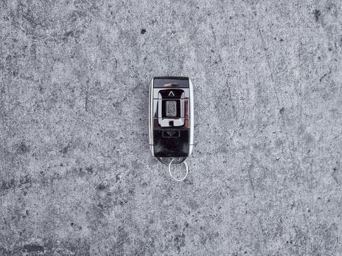 Used 2022 Rolls-Royce Ghost w/ Ghost Package image 86