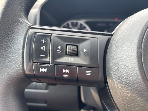Used 2021 Nissan Rogue S AWD/4WD image 20