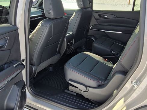 New 2026 Chevrolet Traverse Z71 image 27