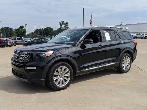 Used 2024 Ford Explorer Limited w/ Limited Technology Package AWD/4WD image 7