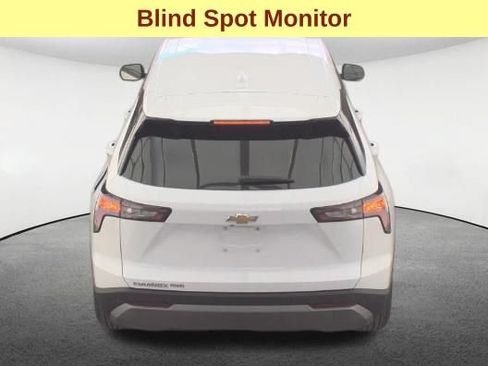 Used 2025 Chevrolet Equinox LT AWD/4WD image 5