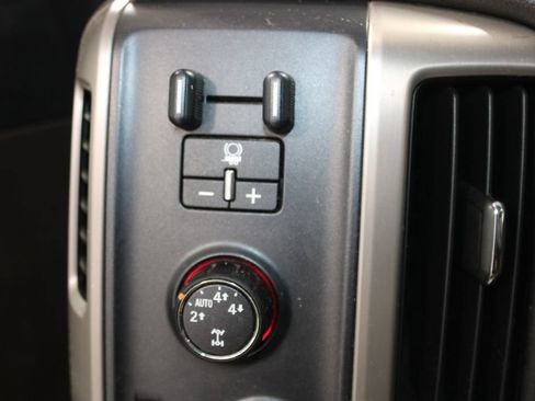 Used 2016 GMC Sierra 1500 Denali w/ Enhanced Driver Alert Package AWD/4WD image 32