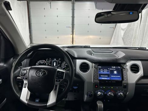 Used 2021 Toyota Tundra SR5 w/ Convenience Package AWD/4WD image 16