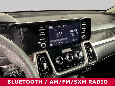 Certified 2023 Kia Sorento LX FWD image 9