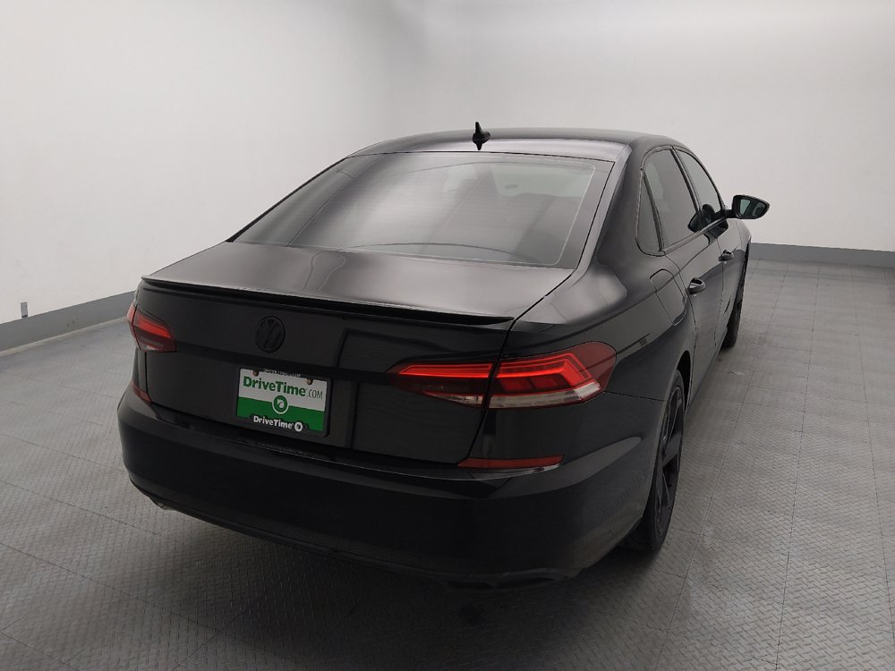 Used 2020 Volkswagen Passat 2.0T R-Line FWD image 9