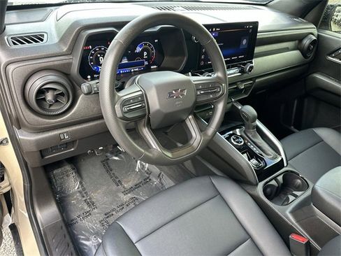 Used 2024 Chevrolet Colorado Trail Boss w/ Advanced Trailering Package image 9