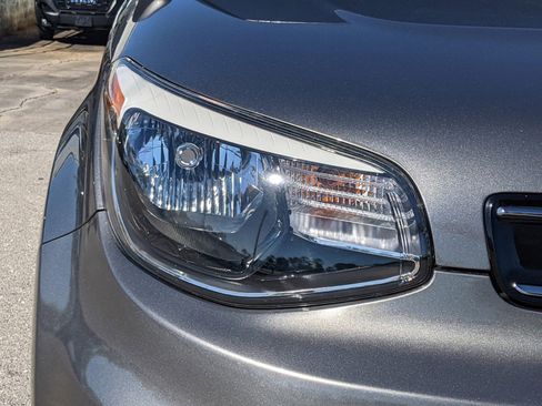 Certified 2017 Kia Soul + w/ Audio Package image 8