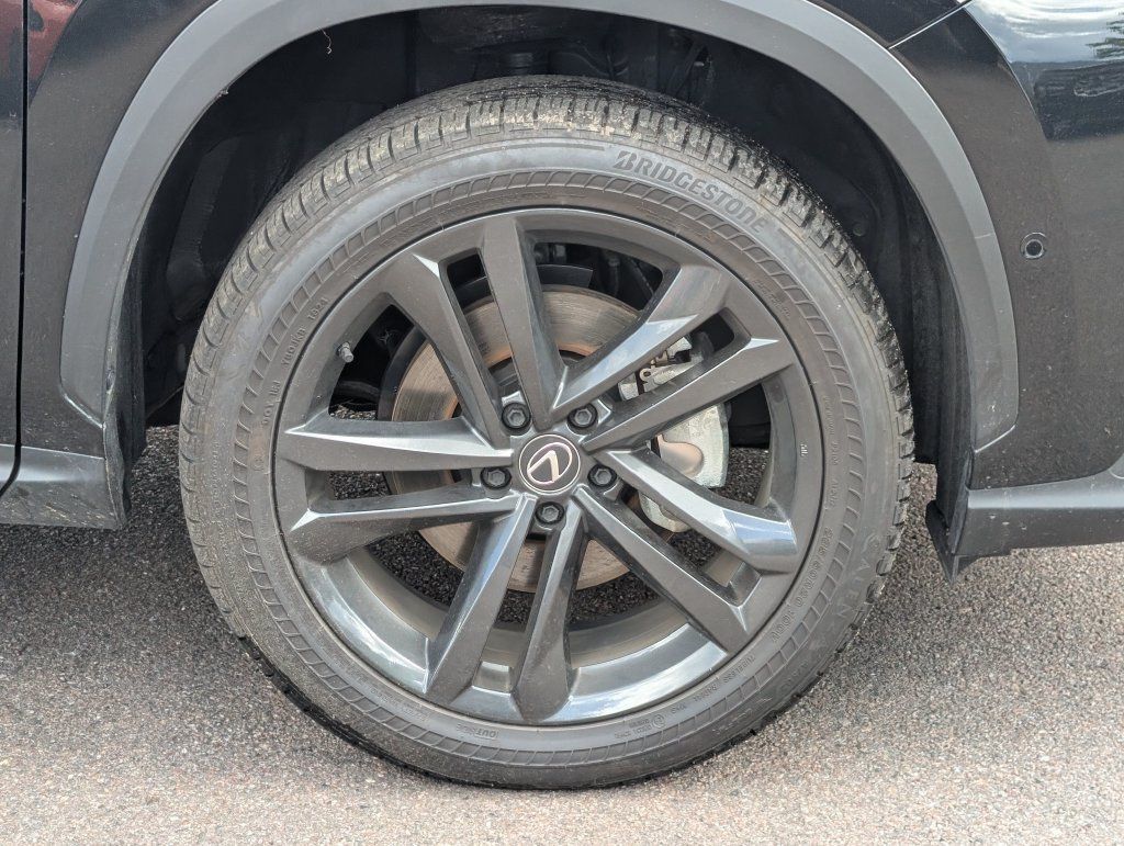 Used 2025 Lexus NX 450h+ AWD w/ Towing Package (2000 Lbs) image 11